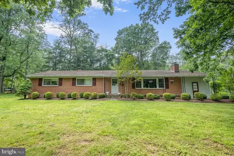 1701 Maydale Dr, Silver Spring, MD 20905