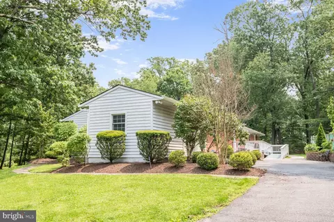 Exterior - 1701 Maydale Dr, Silver Spring, MD 20905 photo 2 of 2