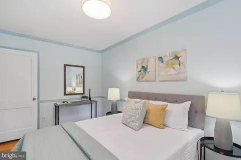 Bedroom - 207 Whitmoor Ter, Silver Spring, MD 20901 photo 2 of 3