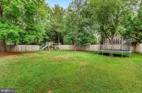 Exterior - 19808 Westerly Ave, Poolesville, MD 20837 photo 7 of 10