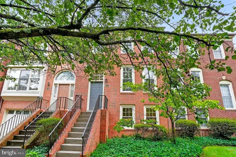 1369 Templeton Pl, Rockville, MD 20852