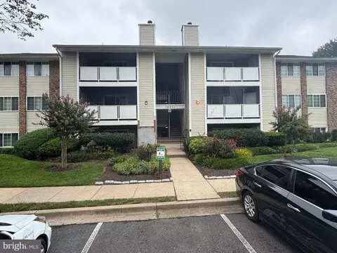 12201 Peach Crest Dr #901D, Germantown, MD 20874