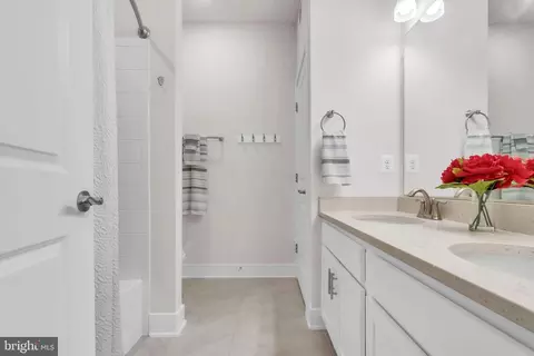 Entry Way - 9524 Fields Rd, Gaithersburg, MD 20878 photo 11 of 13