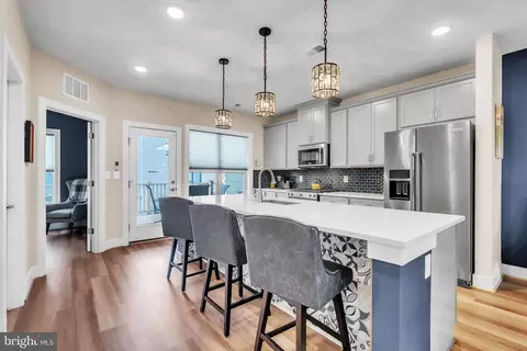 Kitchen - 9524 Fields Rd, Gaithersburg, MD 20878 photo 2 of 3