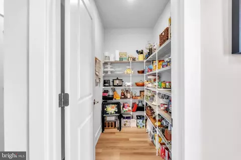 Entry Way - 9524 Fields Rd, Gaithersburg, MD 20878 photo 3 of 13