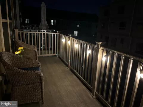 Exterior - 9524 Fields Rd, Gaithersburg, MD 20878 photo 6 of 9