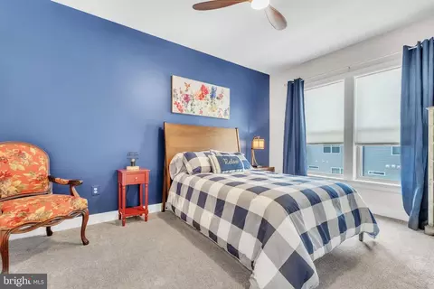 Bedroom - 9524 Fields Rd, Gaithersburg, MD 20878 photo 8 of 10