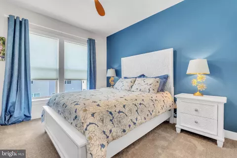 Bedroom - 9524 Fields Rd, Gaithersburg, MD 20878 photo 6 of 10