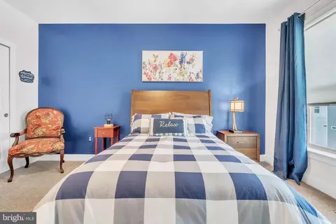 Bedroom - 9524 Fields Rd, Gaithersburg, MD 20878 photo 9 of 10