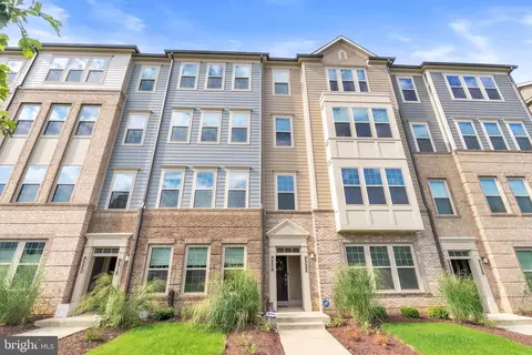 9524 Fields Rd, Gaithersburg, MD 20878