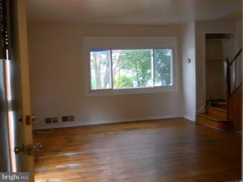Living - 12025 Bluhill Rd, Silver Spring, MD 20902 photo 3 of 5