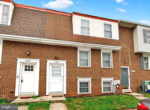 17615 Kohlhoss Rd, Poolesville, MD 20837