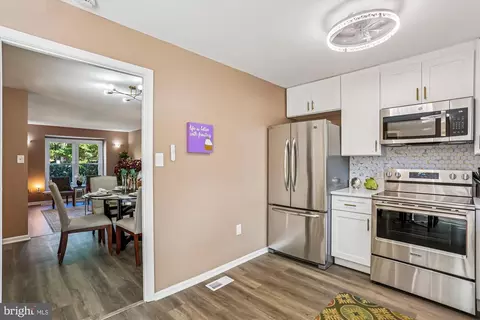 10612 Pennydog Ln, Silver Spring, MD 20902 photo 8
