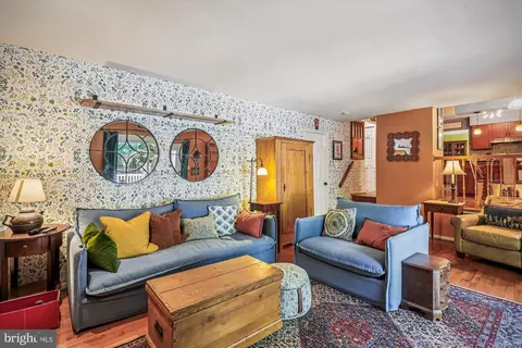 Living - 1856 Middlebridge Dr, Silver Spring, MD 20906 photo 3 of 3