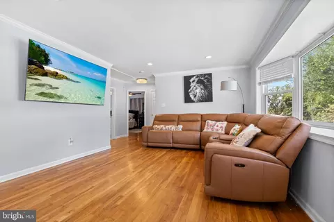 Living - 3818 Wendy Ln, Silver Spring, MD 20906 photo 1 of 4