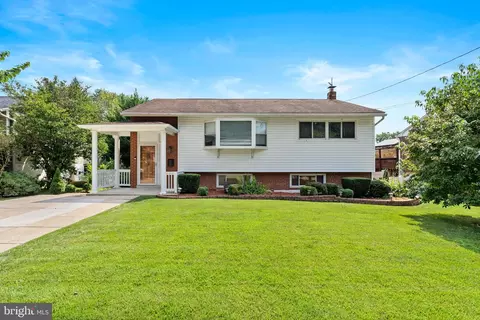 3818 Wendy Ln, Silver Spring, MD 20906