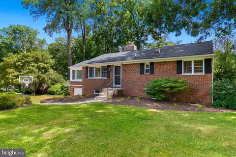 10601 Kinloch Rd, Silver Spring, MD 20903 photo 1