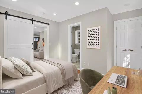 Bedroom - 302 Penwood Rd, Silver Spring, MD 20901 photo 1 of 4