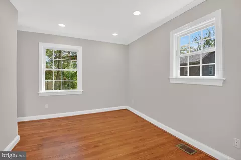 Other - 302 Penwood Rd, Silver Spring, MD 20901 photo 4 of 8
