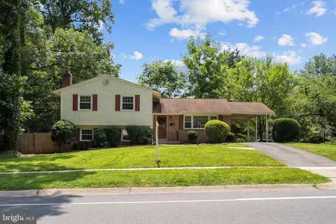 14016 Bauer Dr, Rockville, MD 20853