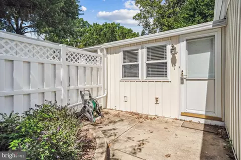 3613 Edelmar Ter #131-B, Silver Spring, MD 20906 photo 15