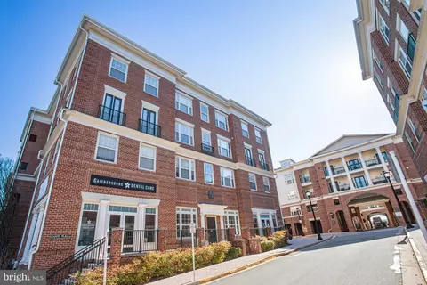 8 Granite Pl #362, Gaithersburg, MD 20878