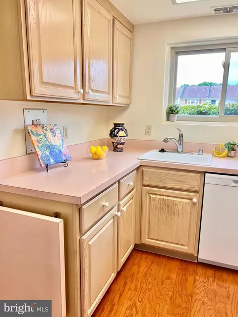 Kitchen - 3458 Chiswick Ct #42-E, Silver Spring, MD 20906 photo 3 of 4