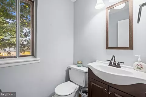 14938 Wellwood Rd, Silver Spring, MD 20905 photo 9