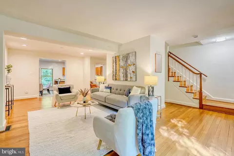 302 Windsor St, Silver Spring, MD 20910 photo 3