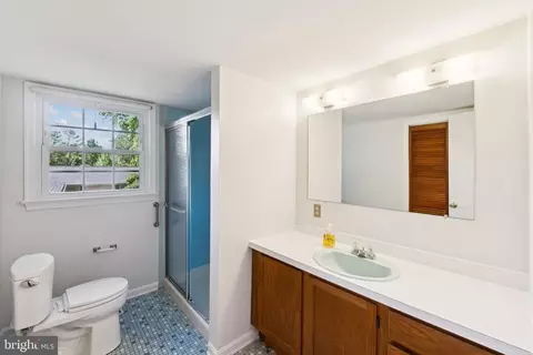14009 Burning Bush Ln, Silver Spring, MD 20906 photo 10