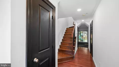 Entry Way - 709 Glouster Knoll Dr, Silver Spring, MD 20901 photo 1 of 9
