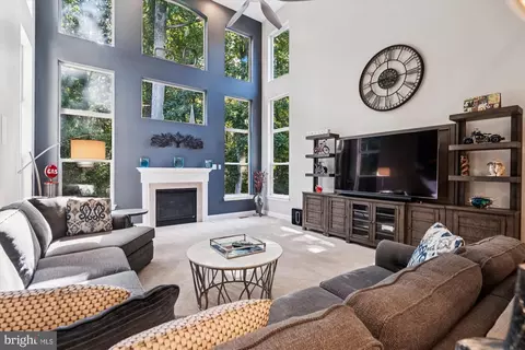Living - 18526 Rushbrooke Dr, Olney, MD 20832 photo 1 of 1