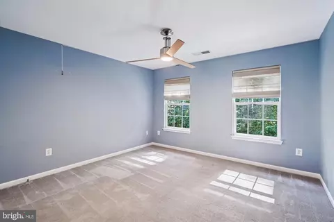 Bedroom - 18526 Rushbrooke Dr, Olney, MD 20832 photo 4 of 11
