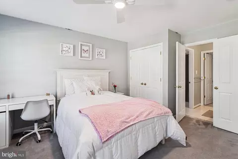 Bedroom - 18526 Rushbrooke Dr, Olney, MD 20832 photo 7 of 11