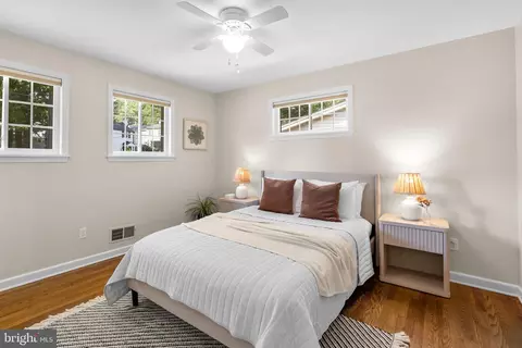 Bedroom - 9907 Big Rock Rd, Silver Spring, MD 20901 photo 3 of 6