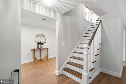 Entry Way - 9907 Big Rock Rd, Silver Spring, MD 20901 photo 4 of 6