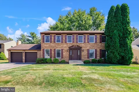 17217 Berclair Ter, Derwood, MD 20855