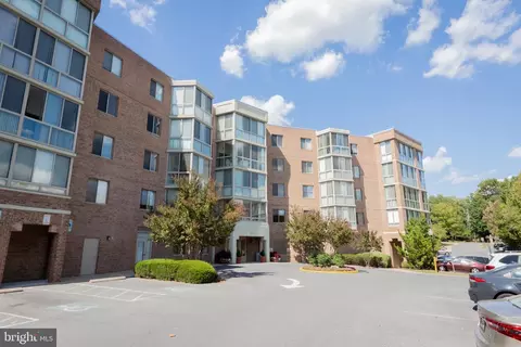 2904 N Leisure World Blvd #406, Silver Spring, MD 20906