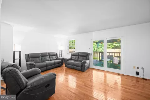 14640 Tynewick Ter #3, Silver Spring, MD 20906 photo 2