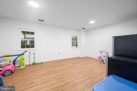 14640 Tynewick Ter #3, Silver Spring, MD 20906 photo 20