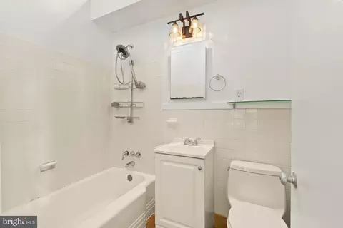 Bath - 2602 Harris Ave, Silver Spring, MD 20902 photo 1 of 1