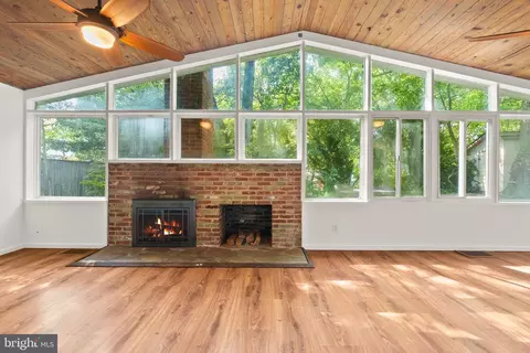 Living - 2602 Harris Ave, Silver Spring, MD 20902 photo 2 of 5