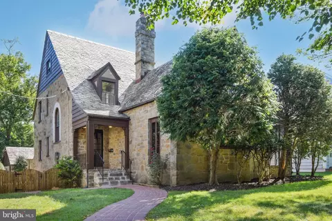 105 Summerfield Rd, Chevy Chase, MD 20815
