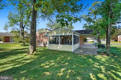 Exterior - 418 Neale Ct, Silver Spring, MD 20901 photo 3 of 5