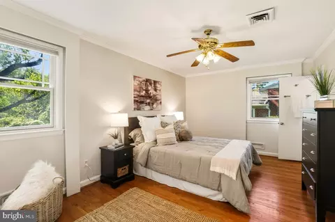 Bedroom - 418 Neale Ct, Silver Spring, MD 20901 photo 1 of 4