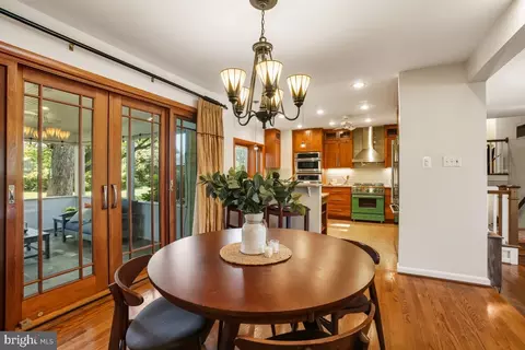 Dining - 418 Neale Ct, Silver Spring, MD 20901 photo 2 of 2