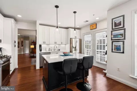 305 Redland Blvd #301, Rockville, MD 20850