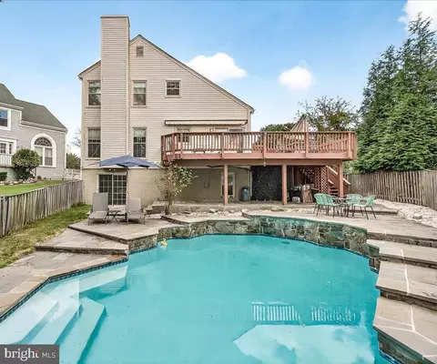 2226 Cherry Leaf Ln, Silver Spring, MD 20906