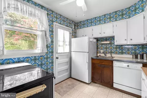 Kitchen - 115 Sheffield St, Silver Spring, MD 20910 photo 1 of 3