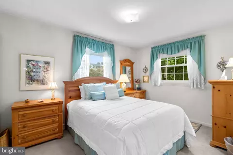 Bedroom - 115 Sheffield St, Silver Spring, MD 20910 photo 5 of 7